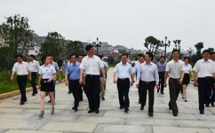 李炳军副省长视察Z6官网集团